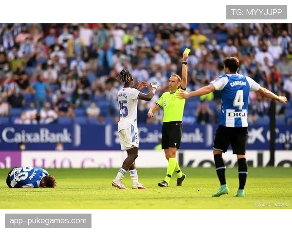 技术故障：皇家贝蒂斯主场部分区域照明中断，比赛暂停15分钟